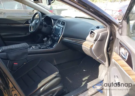 2018 Nissan Maxima 3.5 Platinum из США, поврежденный, VIN 1N4AA6AP9JC408566